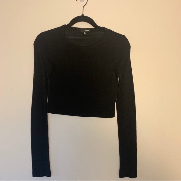 Wilfred Aritzia Blac crop top long sleeve - Picture 5 of 6